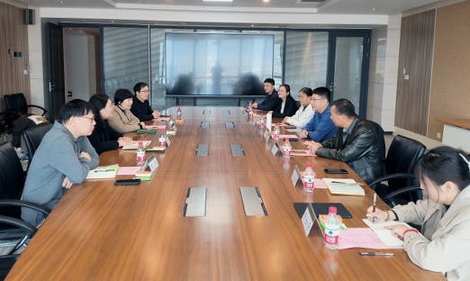 山农大与尊龙凯时控股泰山论剑，配合前进