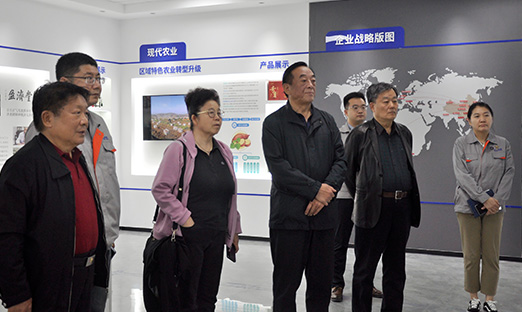 十二届天下政协经济委员会驻会副主任石军、十三届天下政协学习和文史委副主任孙庆聚一行向导莅临尊龙凯时旅行指导，助力尊龙凯时生长